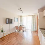 LABA Kołobrzeg Apartamenty BURSZTYNOWE z miejscami postojowymi
